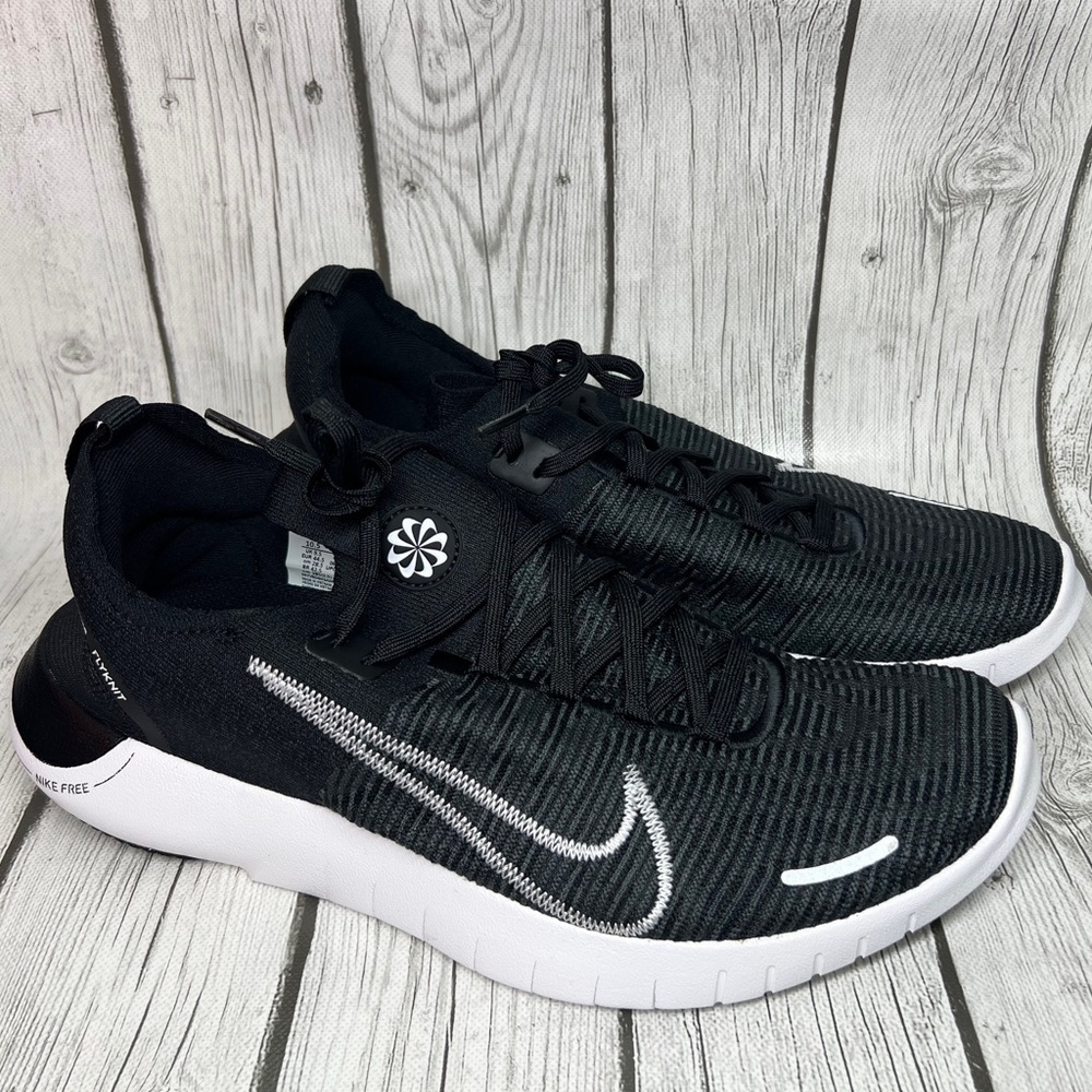 BRAND NEW Nike Free Flyknit Men's Running Shoes, Size 10.5, FB1276-002